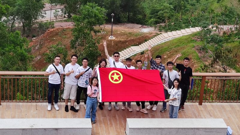 不负青春 强国有我 ——欧陆平台团委进行“唱响青春、、、活力宣言”团建活动